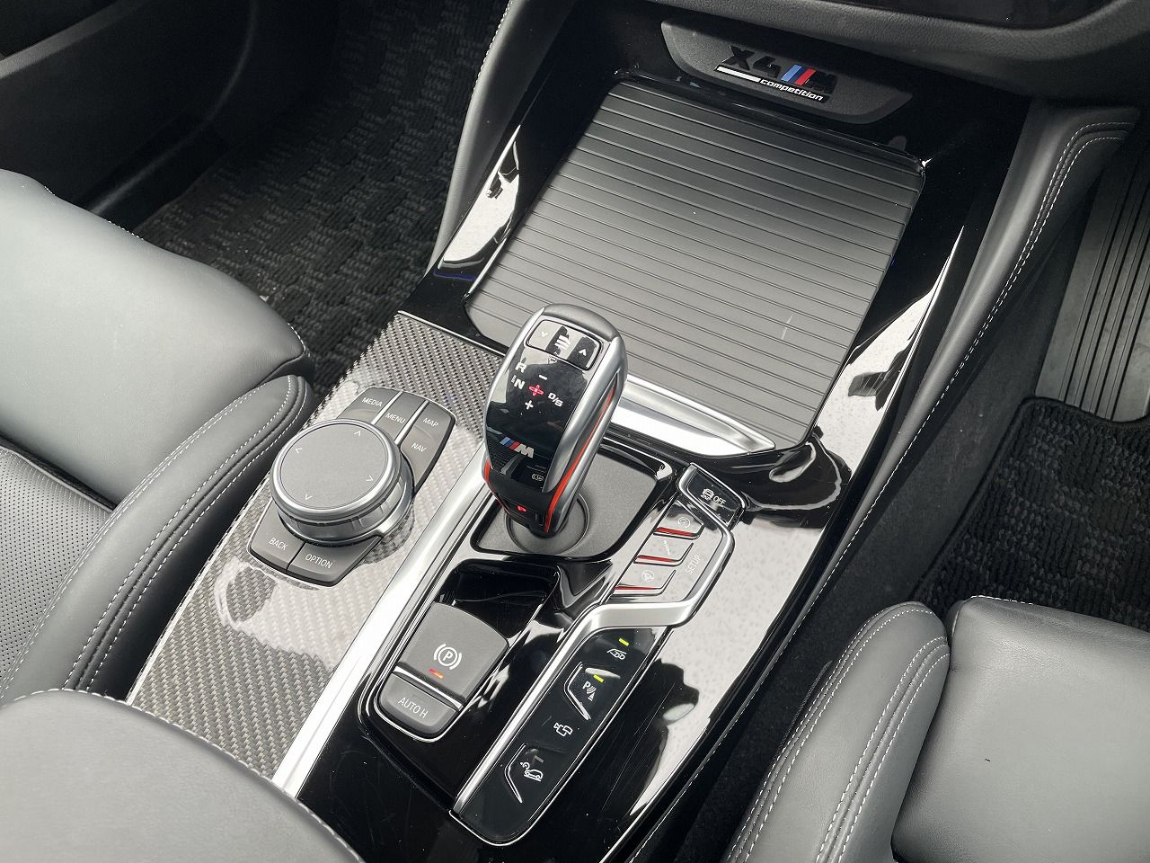 X4 M RHD