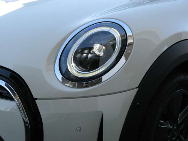 MINI Cooper F56 RHD