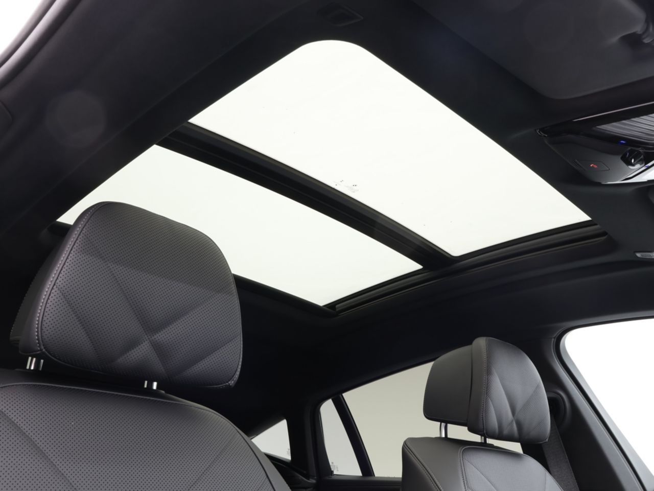 X6 xDrive30d M Sport RHD
