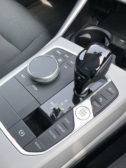G20 320i Saloon RHD MX