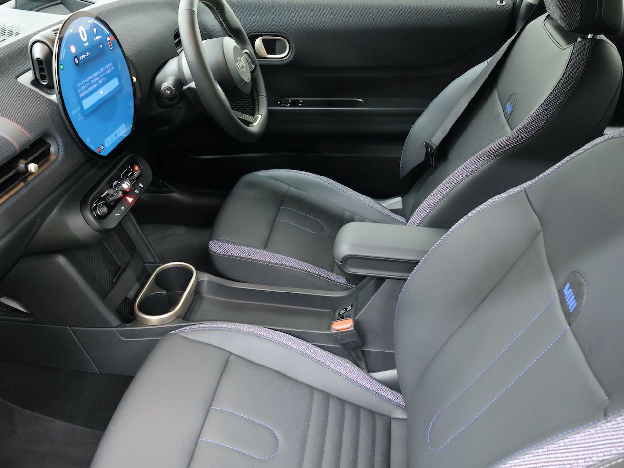 F66 MINI Cooper C 3Dr