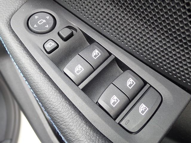 F40 118d Sports Hatch 5-door B47 2.0d