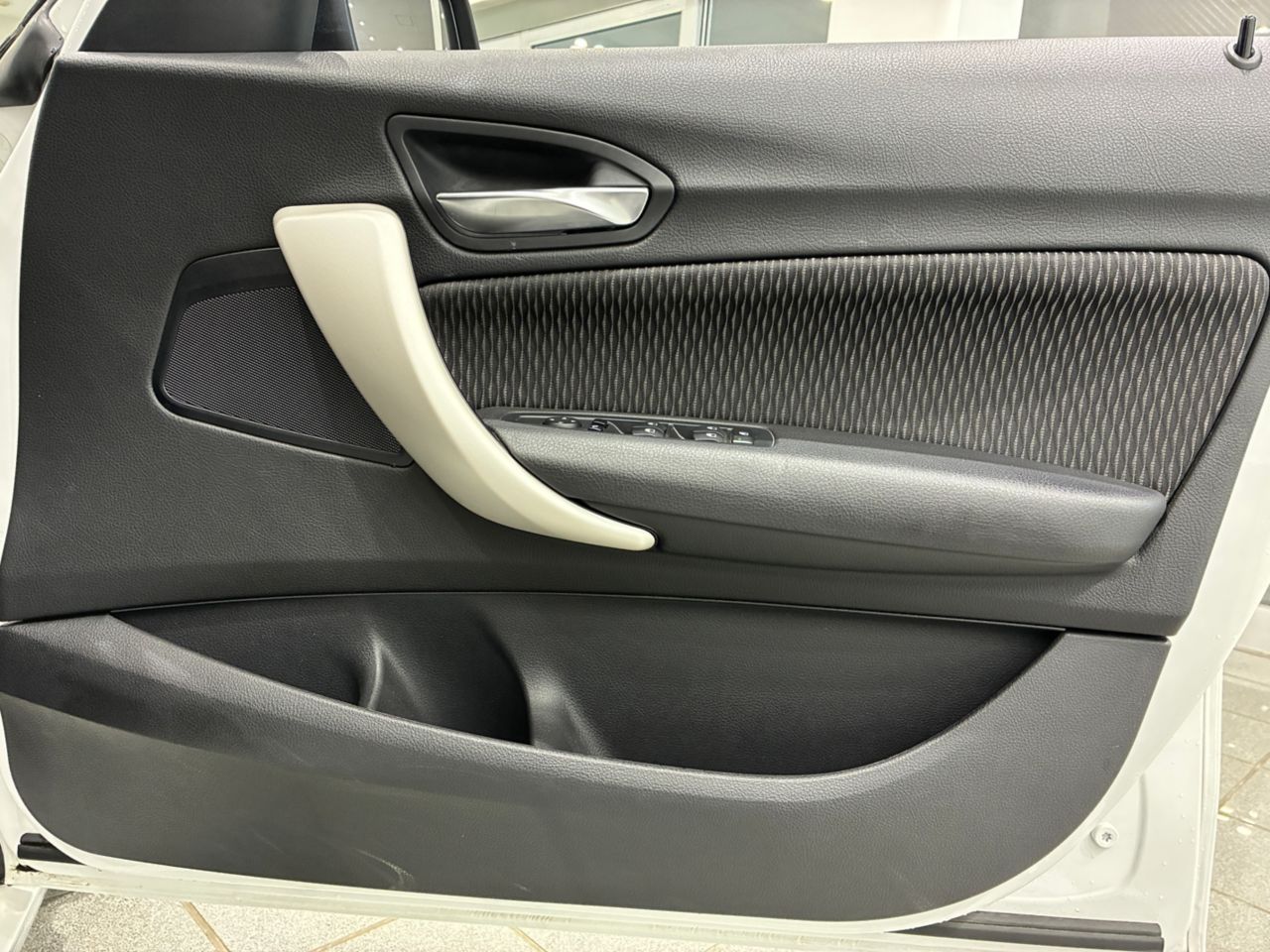 118 5DOOR RHD