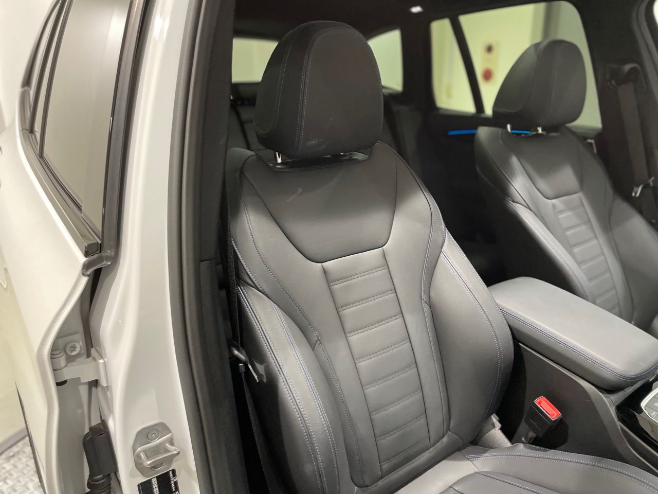G08 iX3 BEV RHD