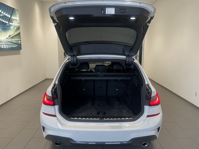G21 320i RHD
