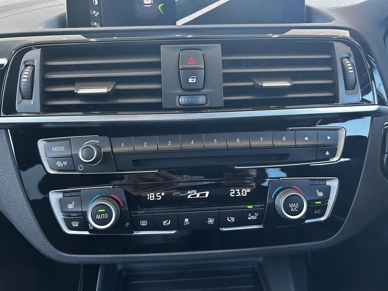 118D 5DOOR RHD