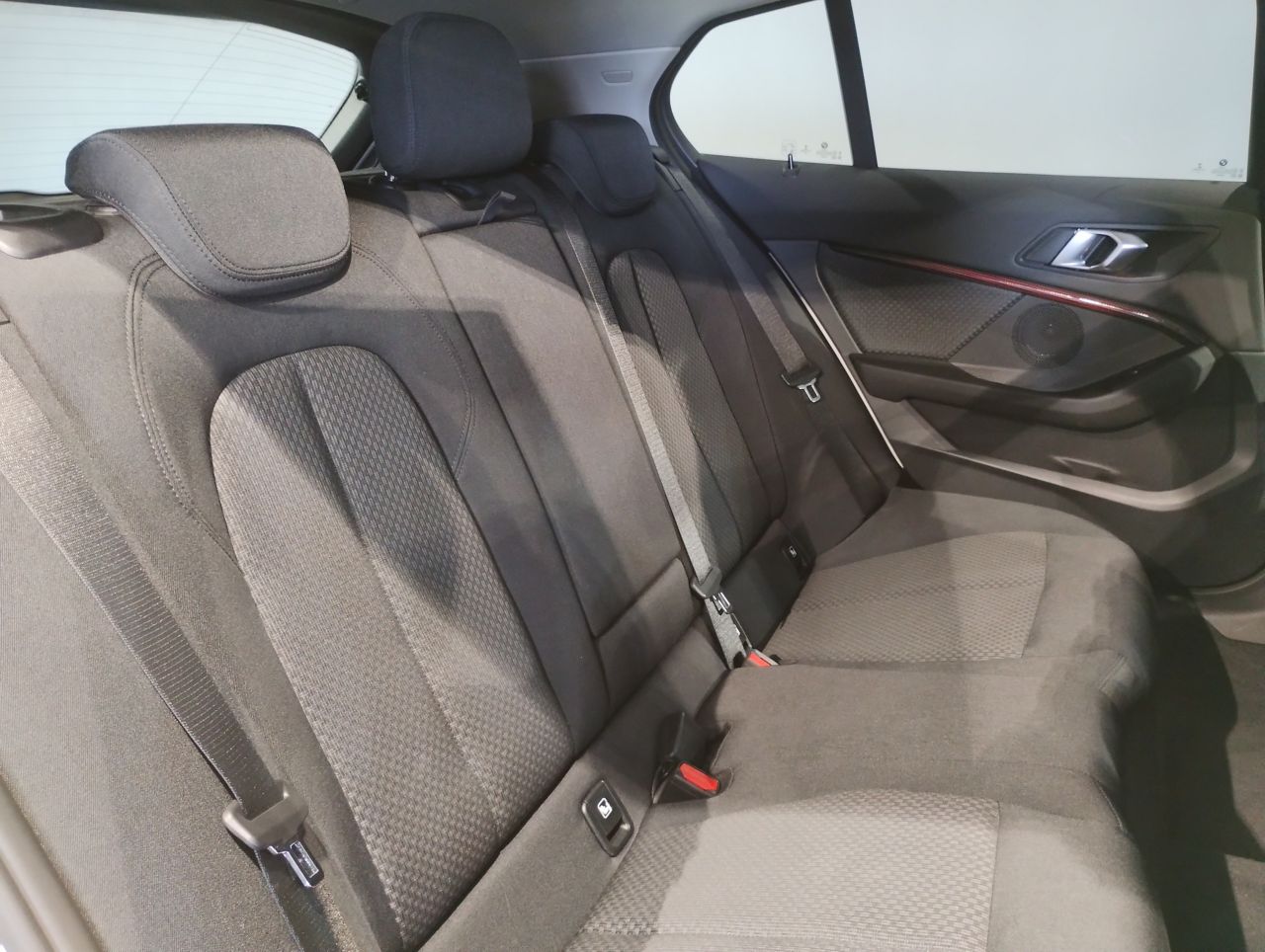 F40 118d Sports Hatch 5-door B47 2.0d