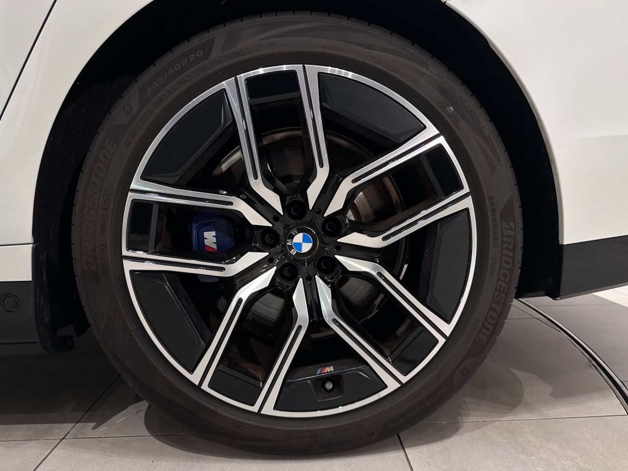 i7 xDrive60 Sedan RHD