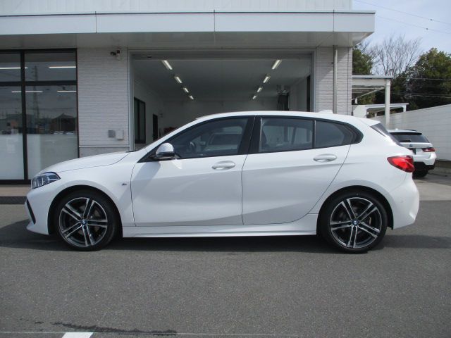 F40 118d Sports Hatch 5-door B47 2.0d