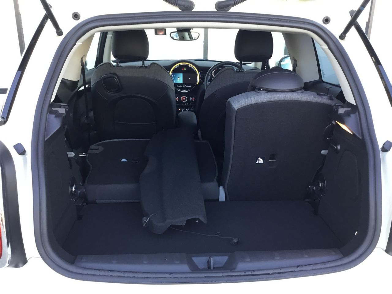 MINI Cooper F56 RHD