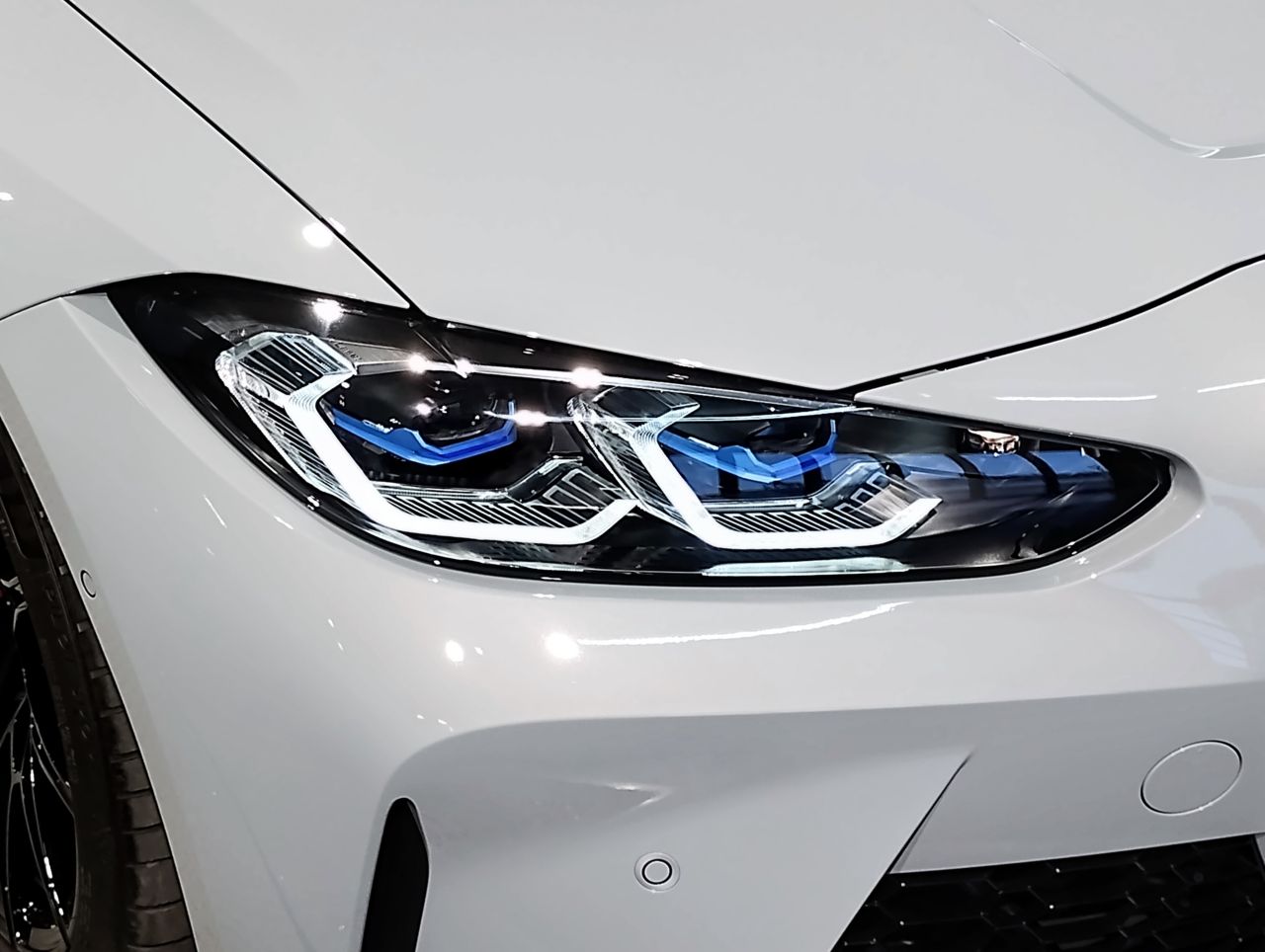 G83 M4 Competition M xDrive Competition RHD