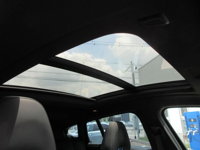 X4 M RHD