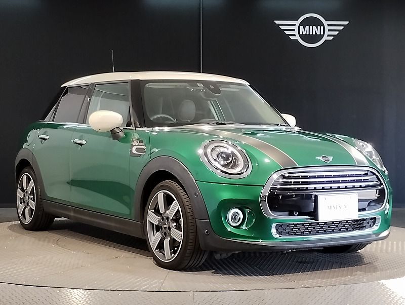 F55 COOPER D (AT)