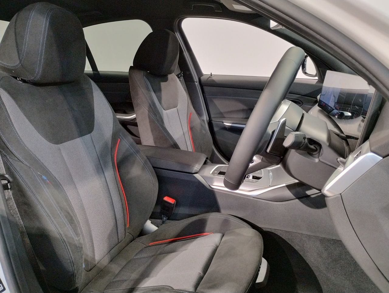 320d xDrive Berline RHD