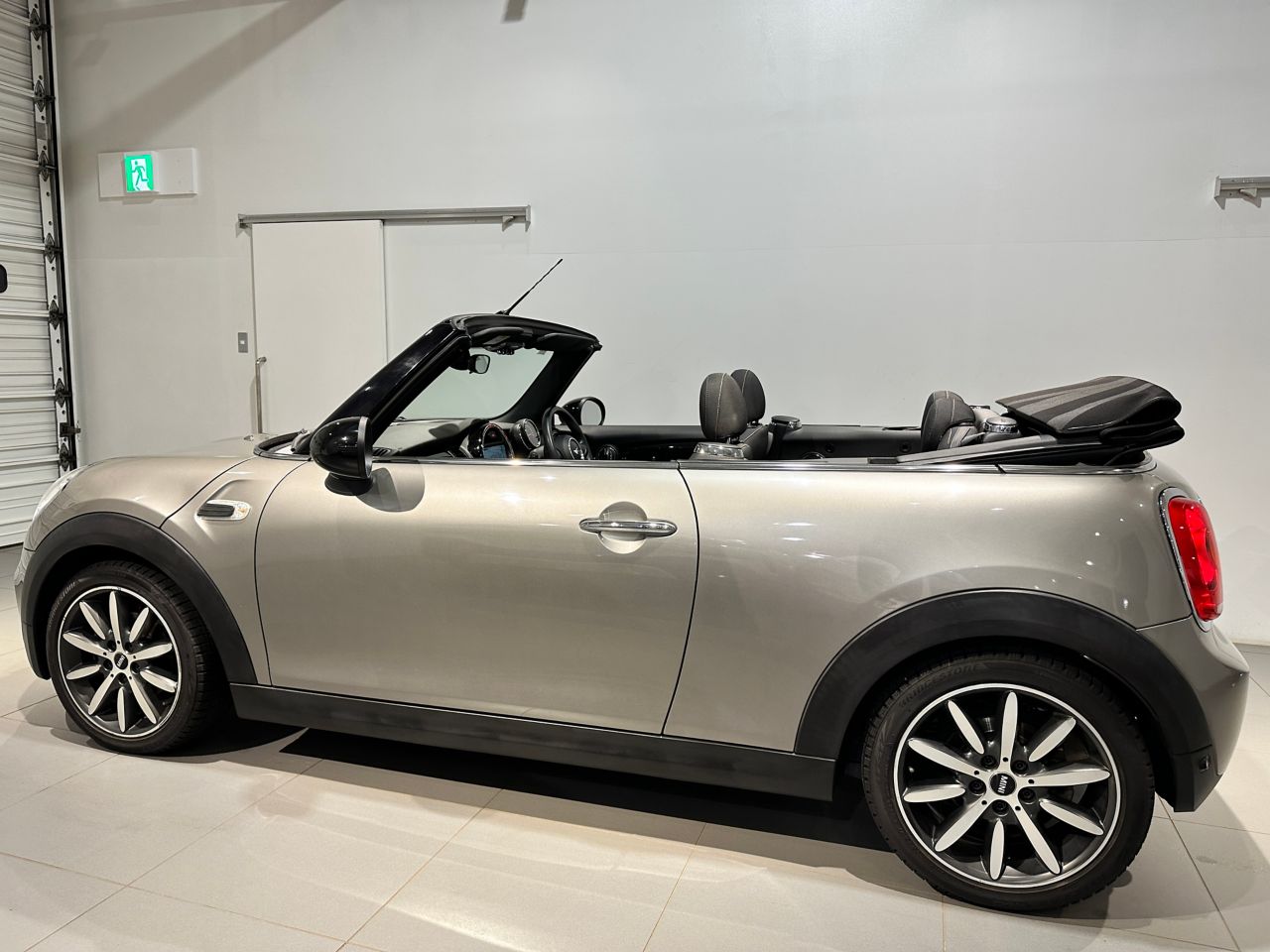 MINI CONVERTIBLE COOPER
