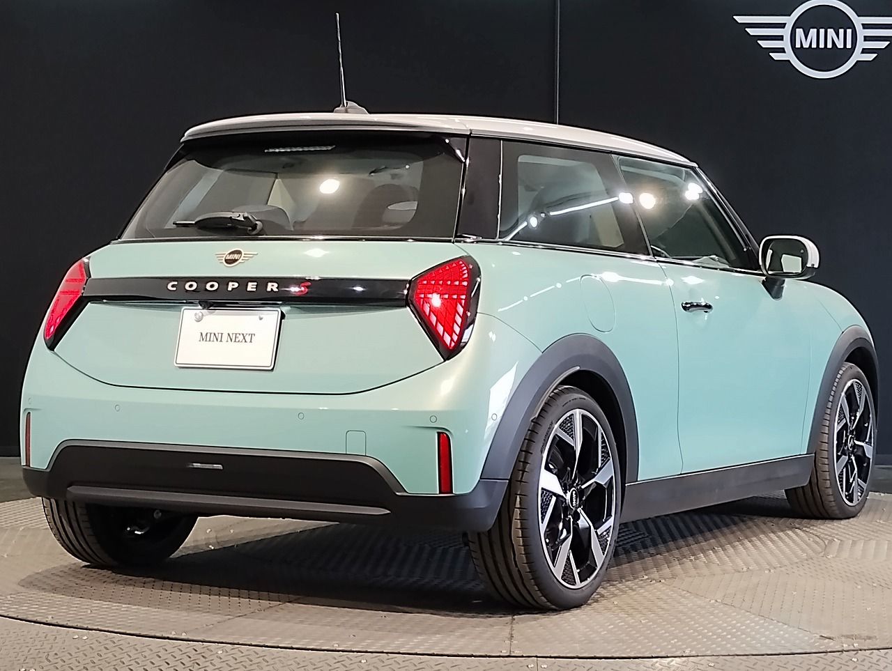 F66 MINI Cooper S 3Dr
