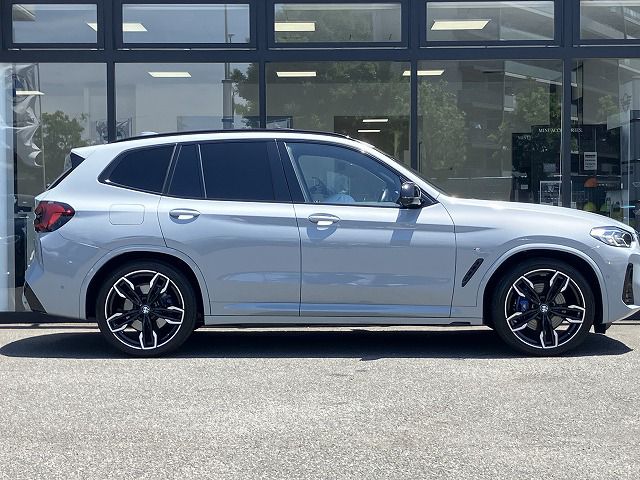 G01 X3 M40i RHD LCI ZA