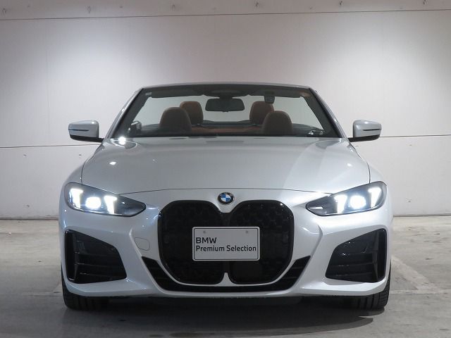 G** 4**i C********** B** 2**i RHD