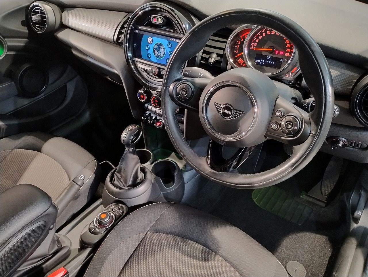 F55 COOPER D (AT)