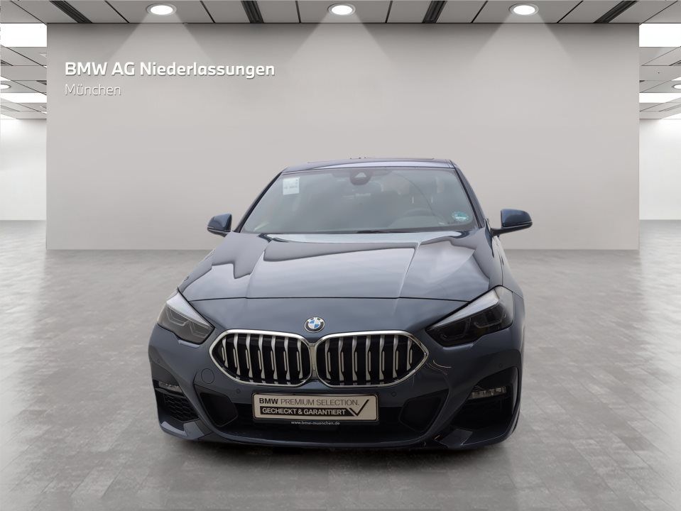 BMW 218