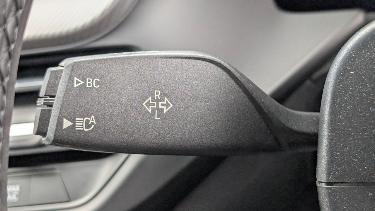 F40 118d Sports Hatch 5-door B47 2.0d