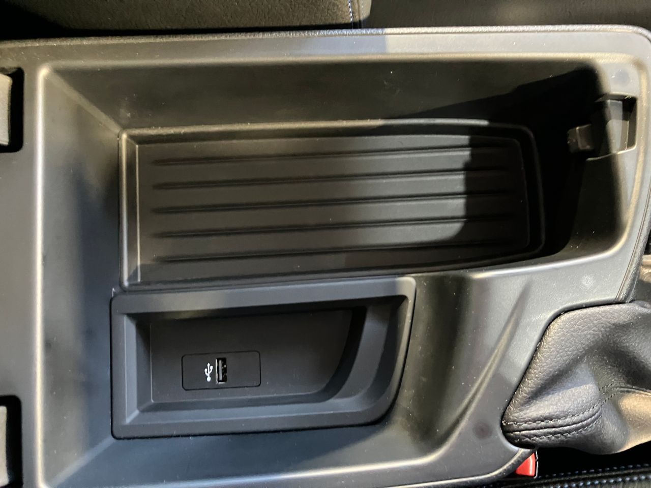 118 5DOOR RHD