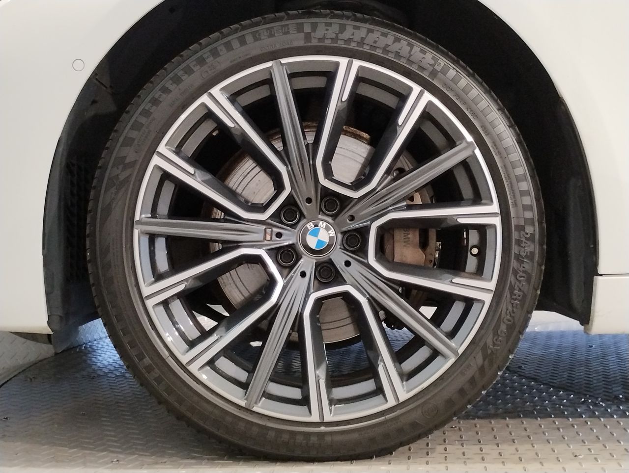 G12 740Li Saloon LCI