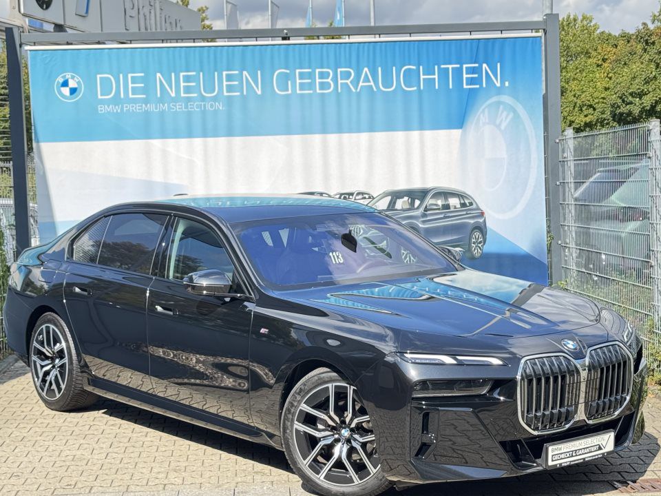 BMW 740