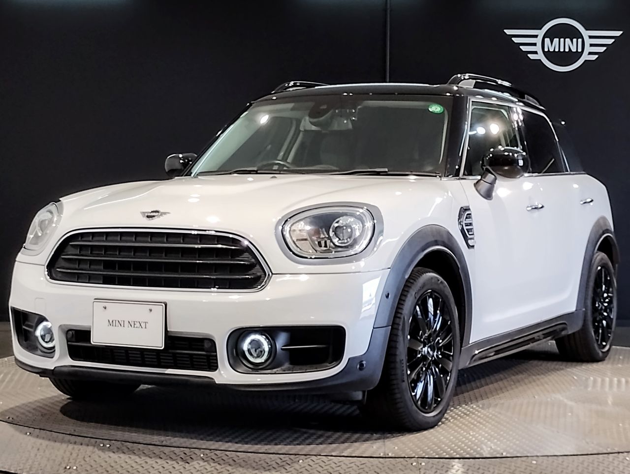 MINI COOPER D CROSSOVER CORNWALL EDITION.