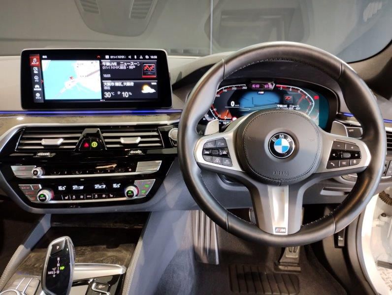 520i Sedan RHD