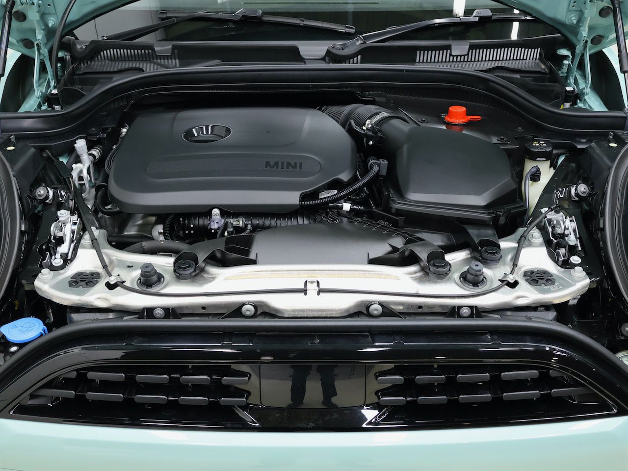 F66 MINI Cooper C 3Dr