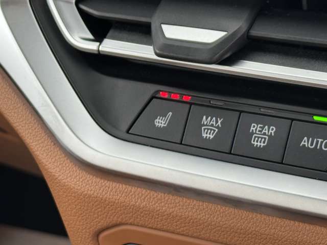 G20 320d xDrive RHD Saloon