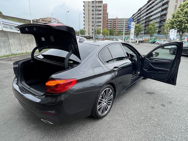 530I