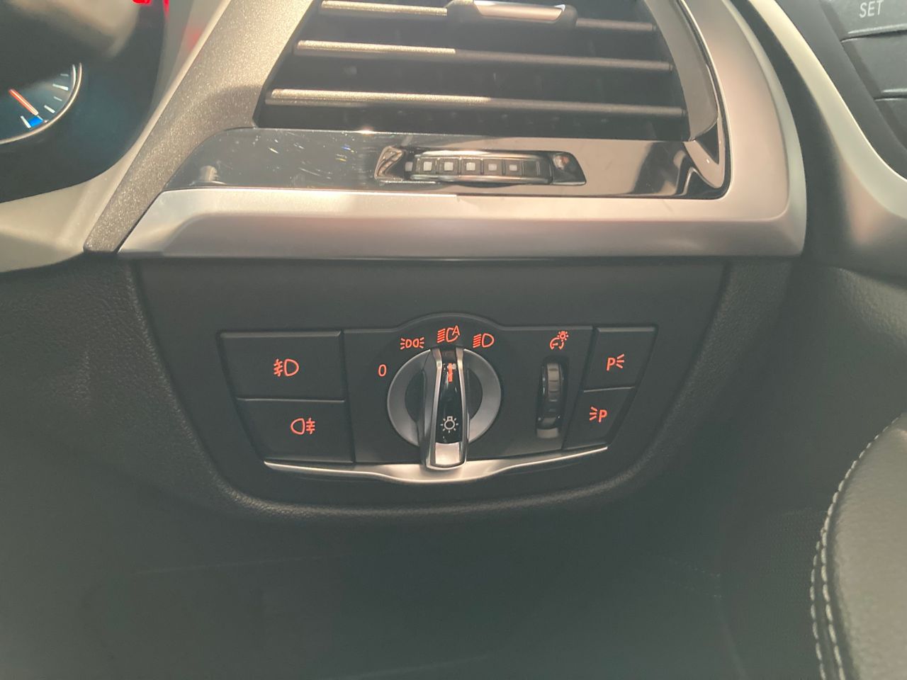 X3 20D