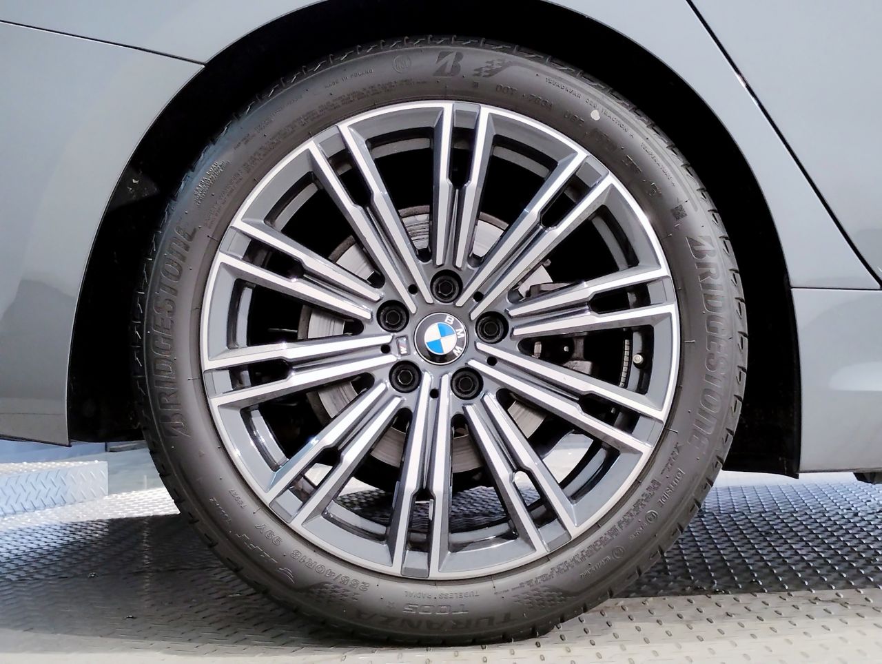 G20 320i Saloon RHD MX