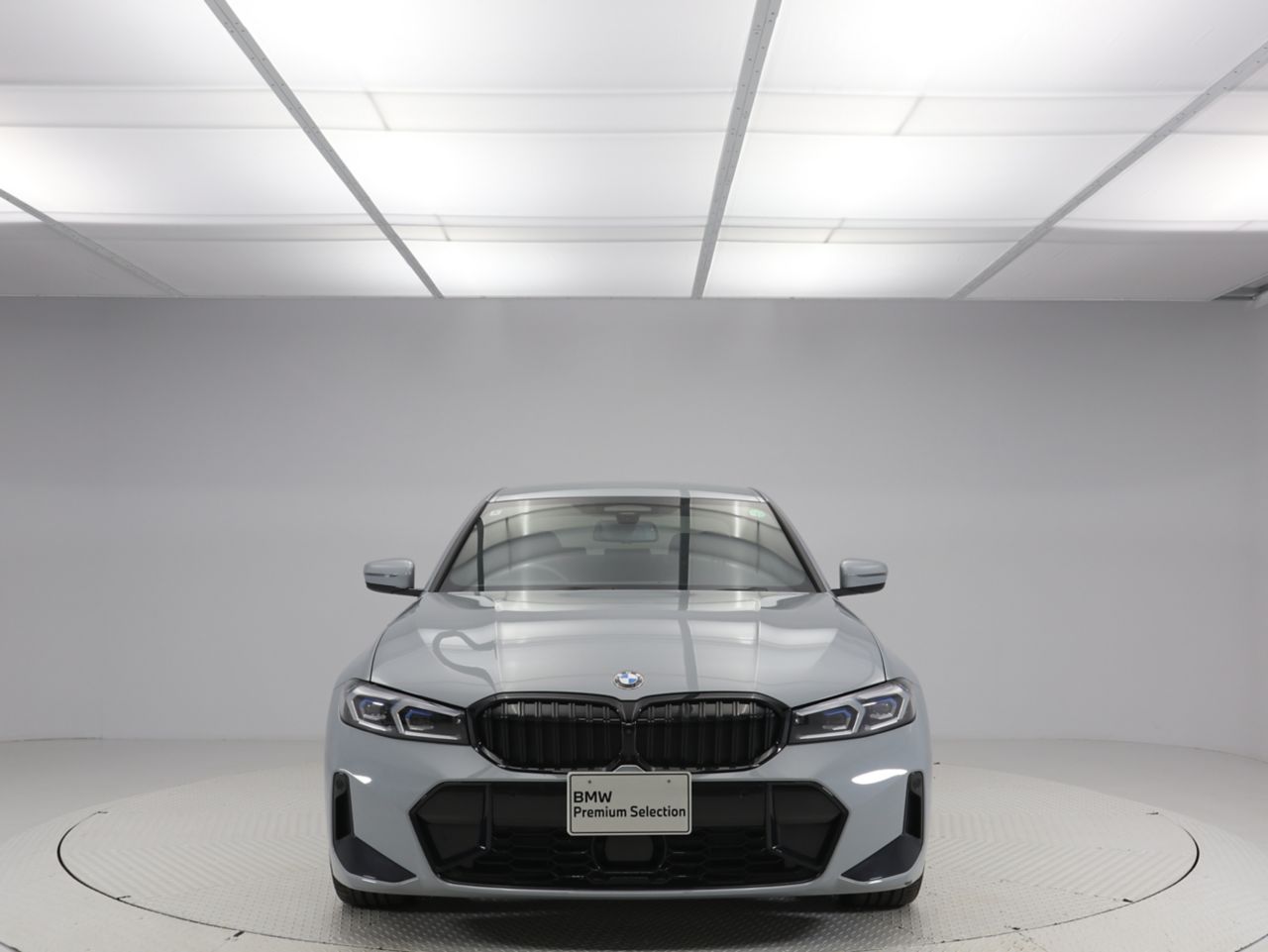 320d xDrive Berline RHD