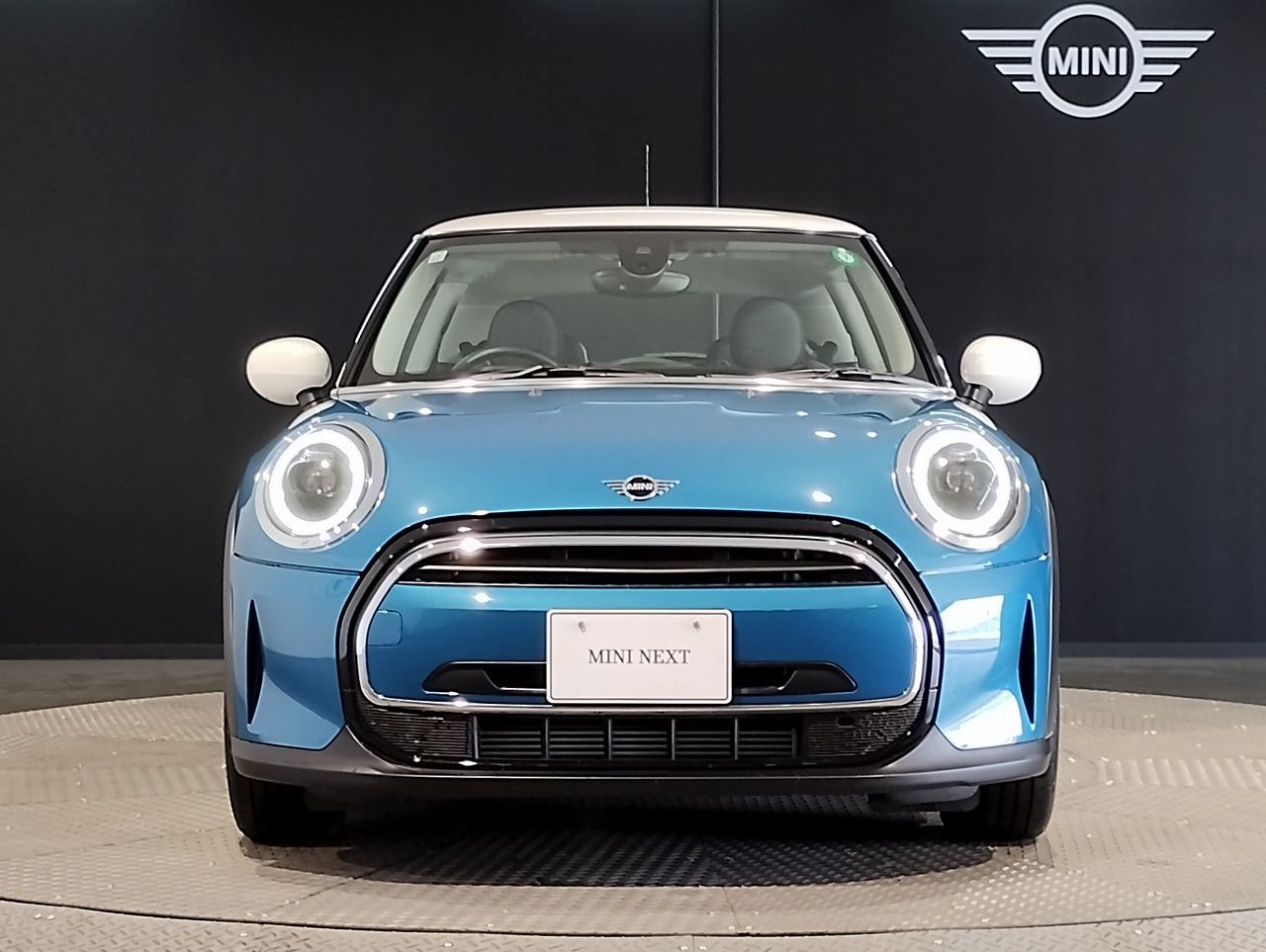 MINI Cooper F56 RHD