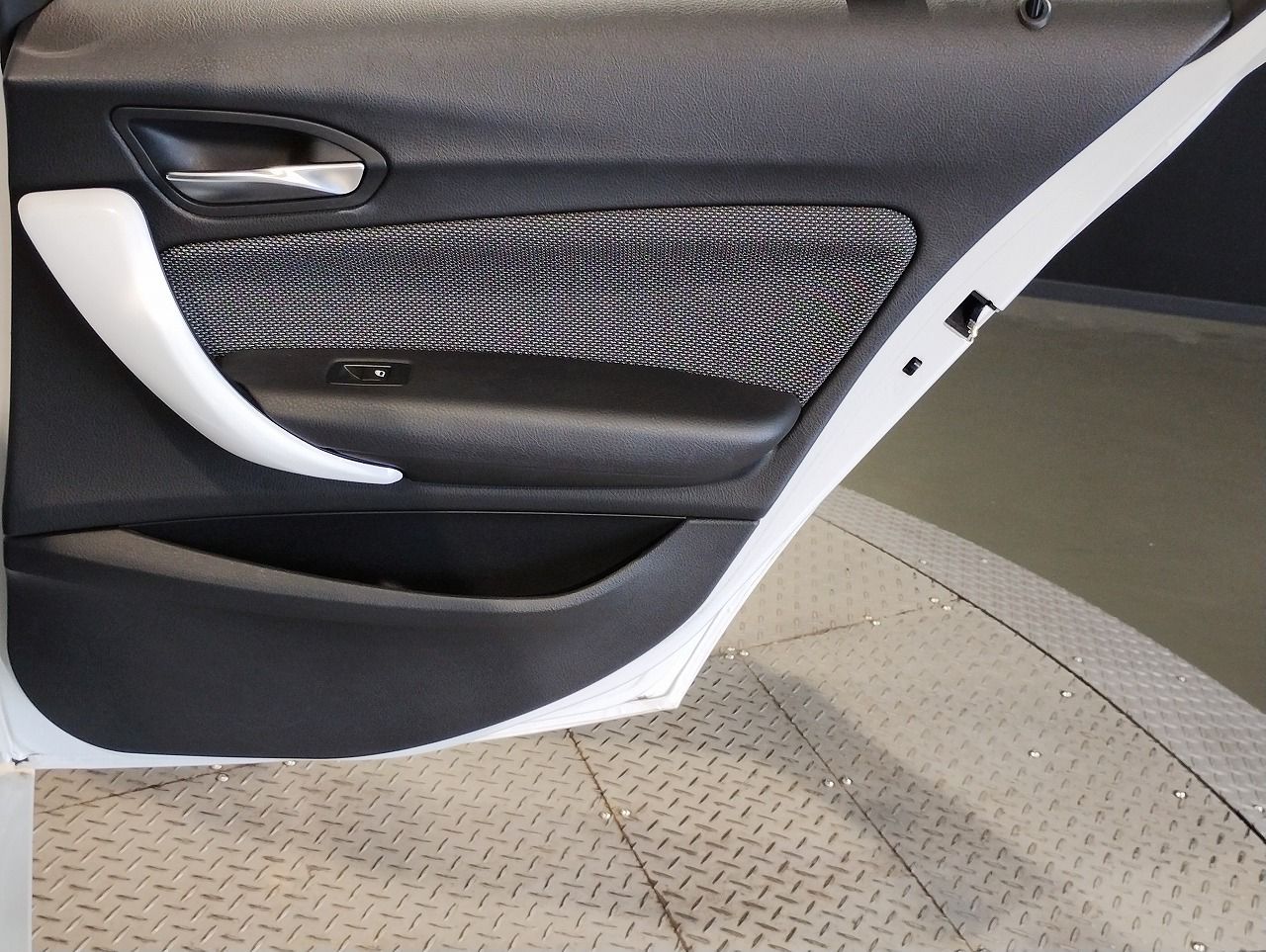 118 5DOOR RHD