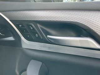 X3 M40d RHD