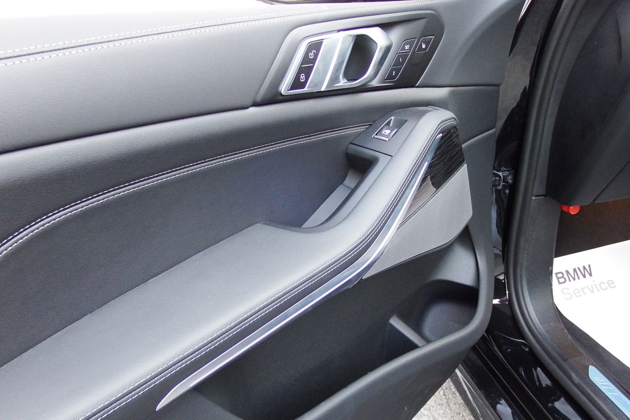 X5 xDrive40d RHD