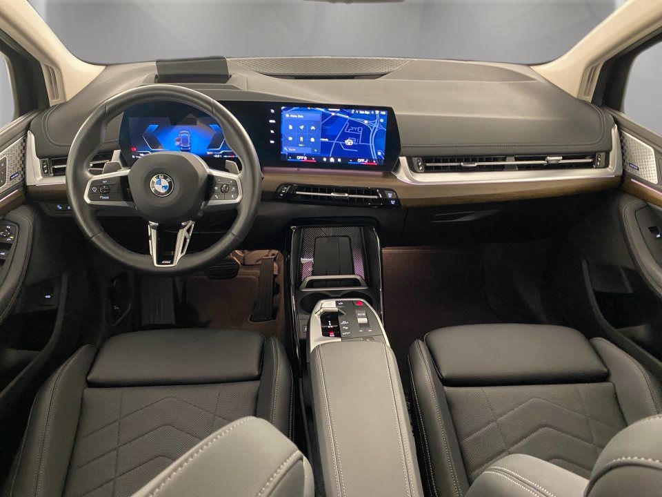 BMW 218
