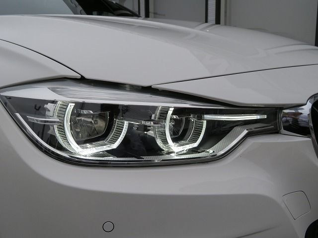 318I TOURING RHD
