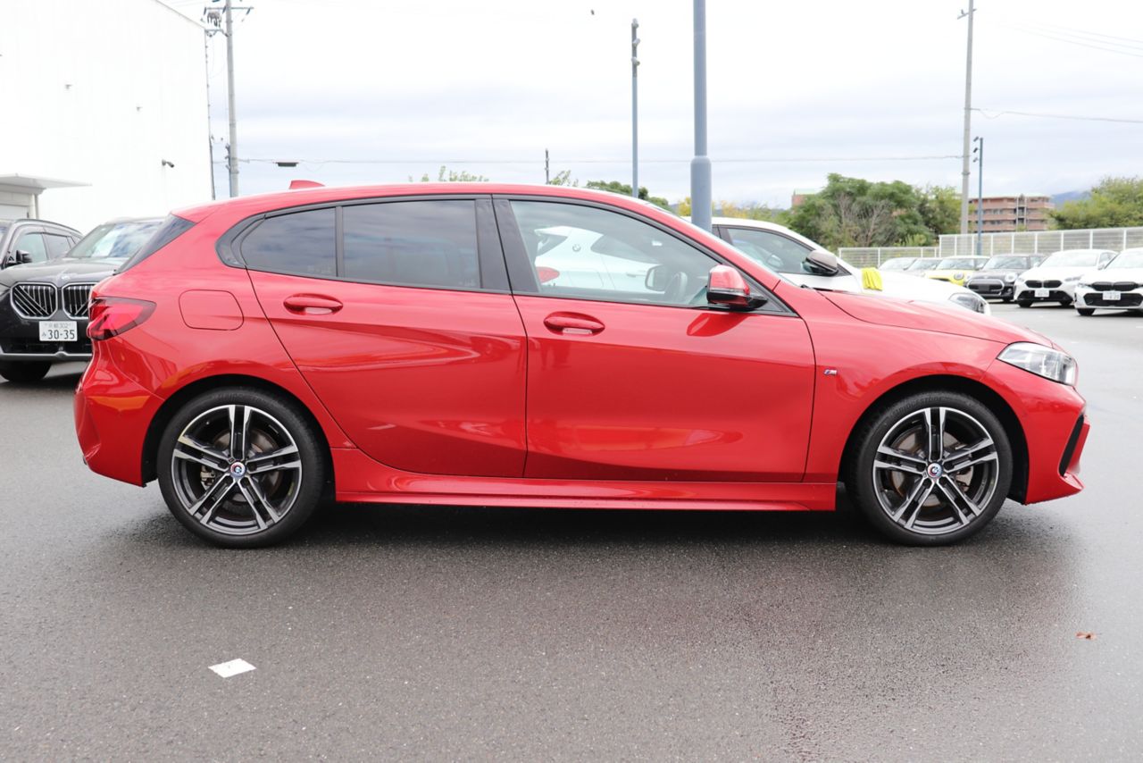 F40 118d Sports Hatch 5-door B47 2.0d