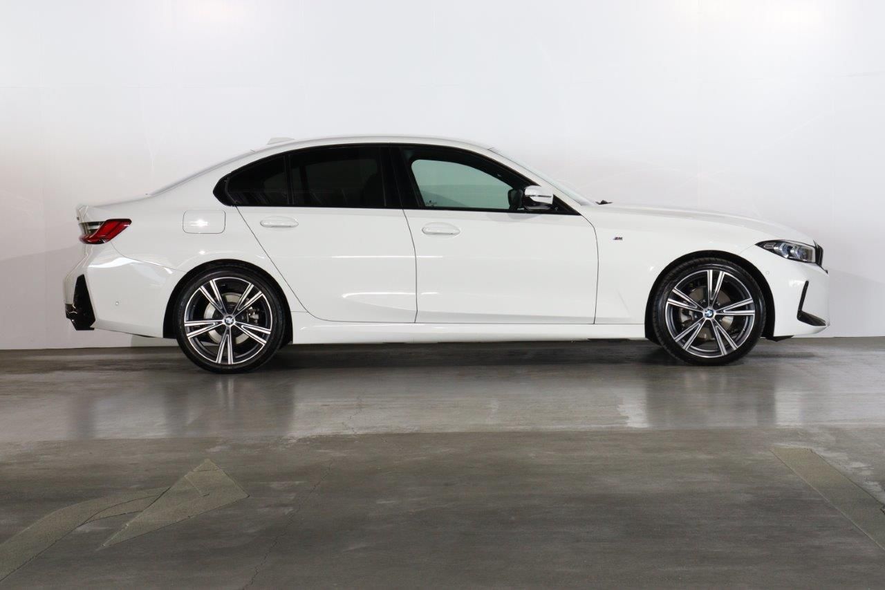 320d xDrive Berline RHD
