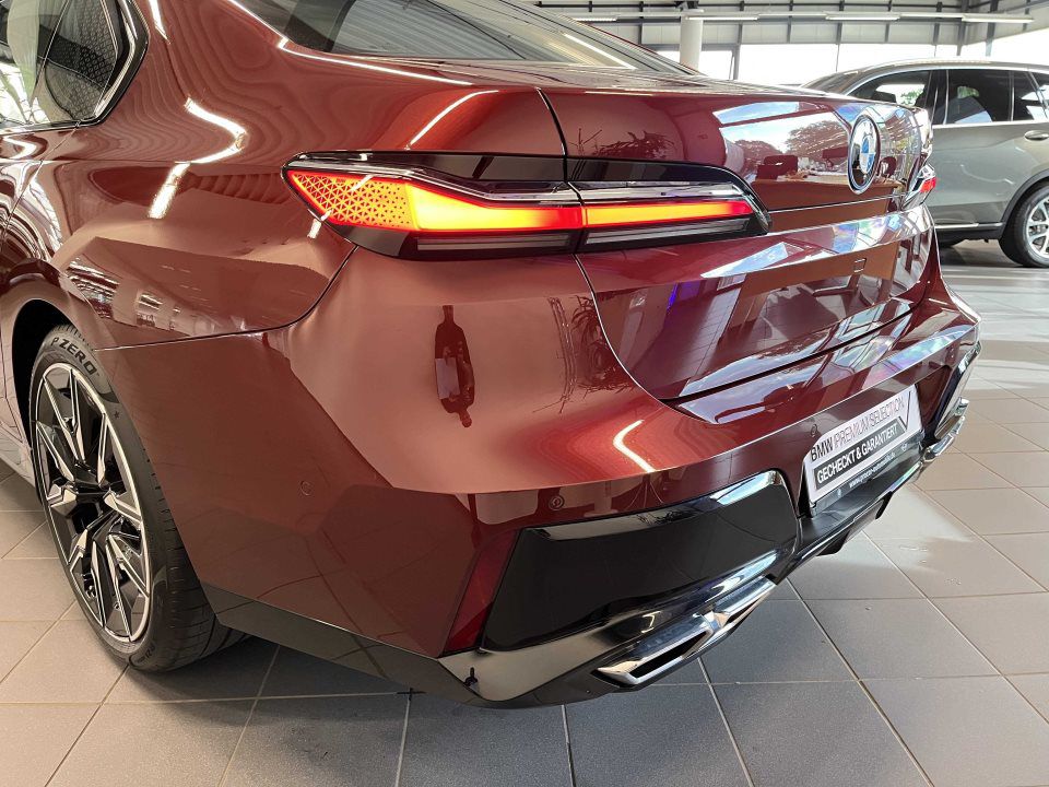 BMW 760