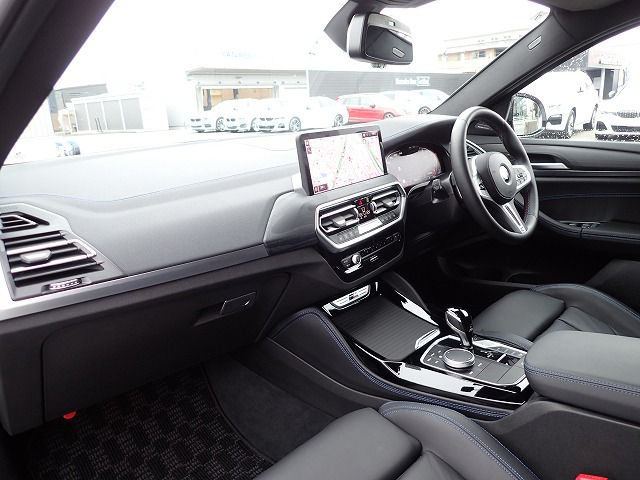 G02 X4 M40i RHD LCI