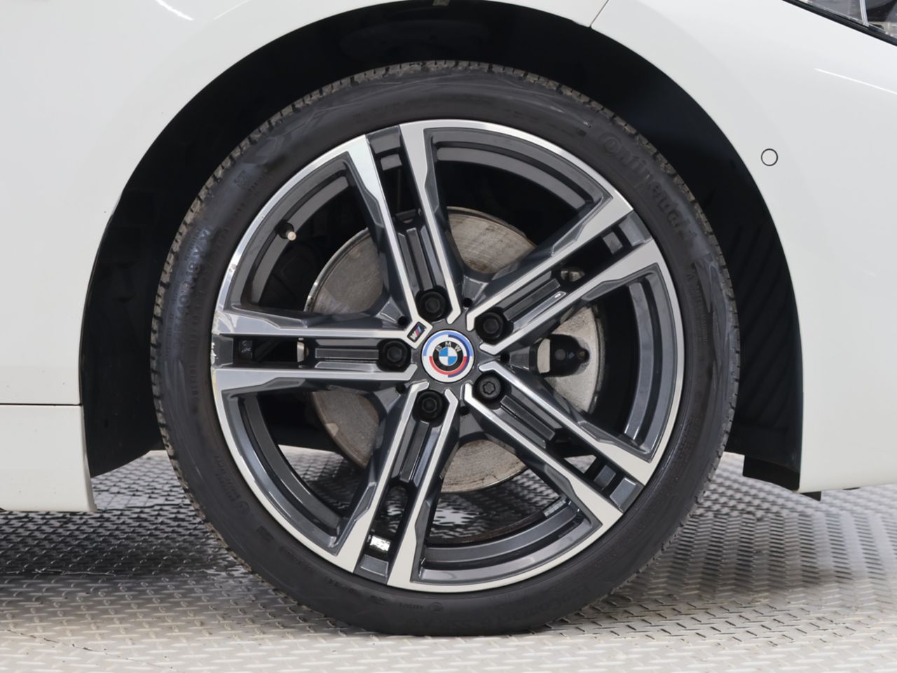 F40 118d Sports Hatch 5-door B47 2.0d