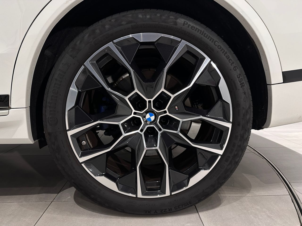 X7 xDrive40d RHD US