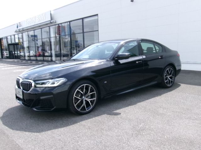 520d xDrive Sedan RHD