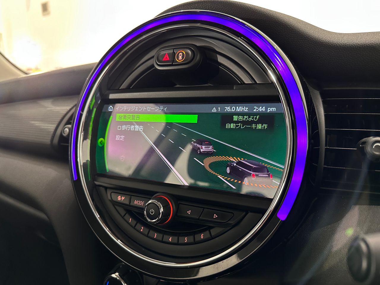 F56 COOPER D (AT)